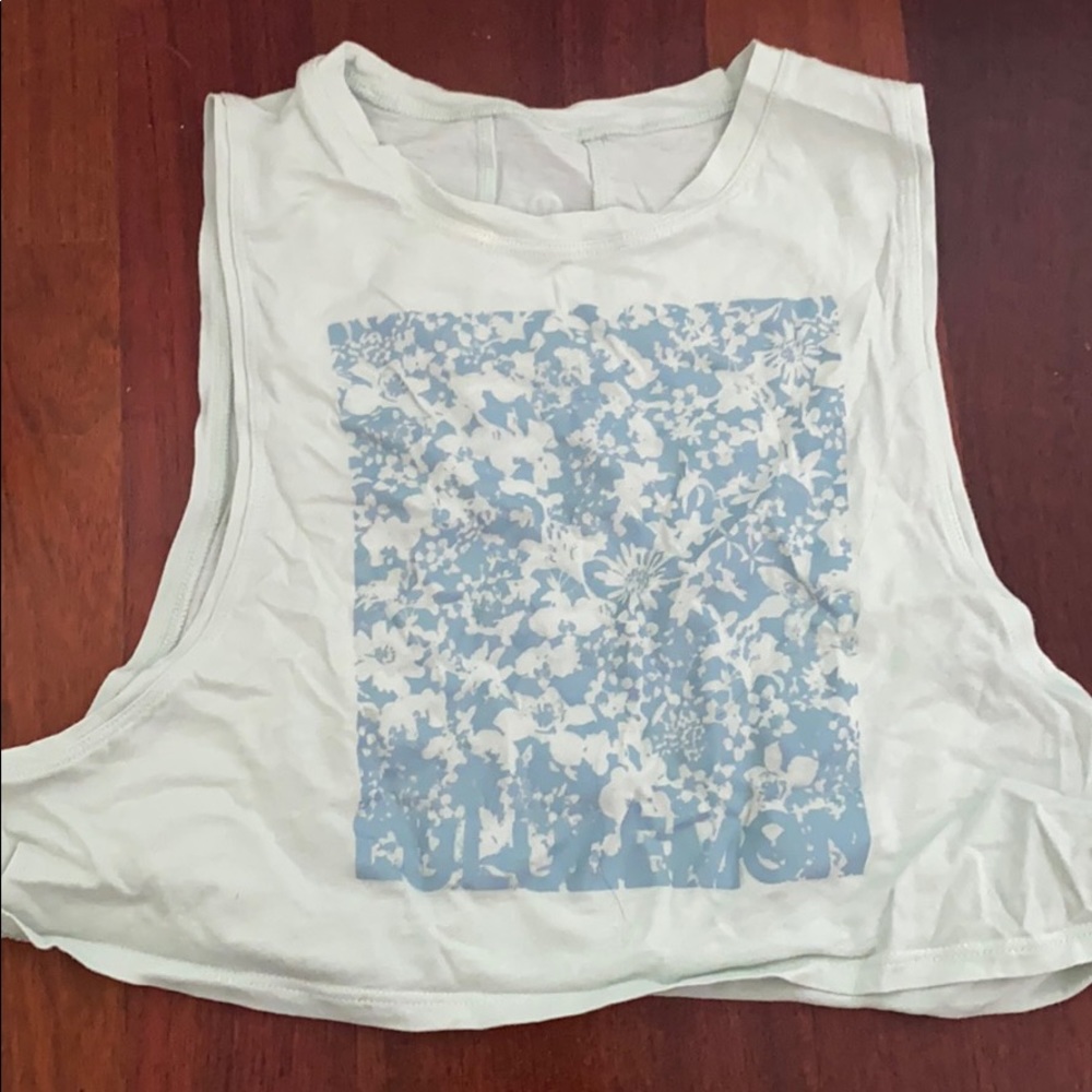 lululemon crop tank